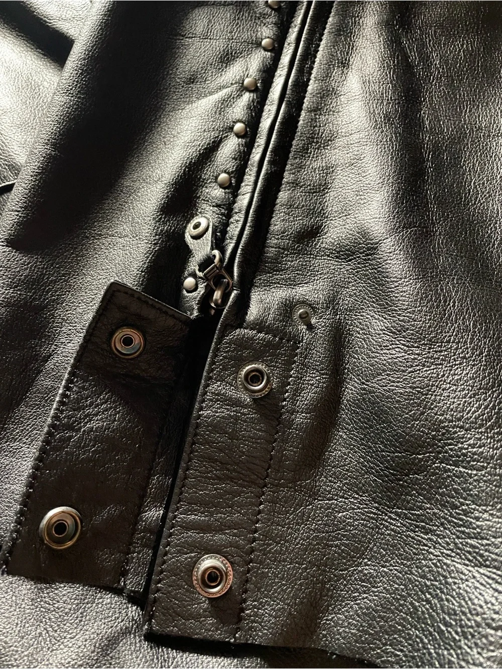 Harley-Davidson WOMEN’S Large Black Leather CHAPS w/ Studded Waistband